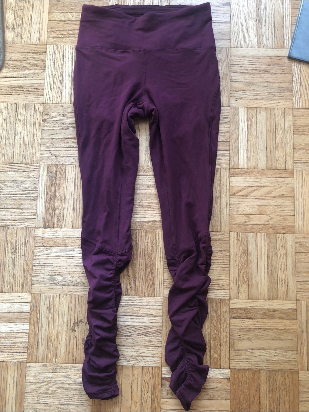 Lululemon Ready To Rulu Tight *28"
Dark Adobe Size 6 - Picture 4 of 5
